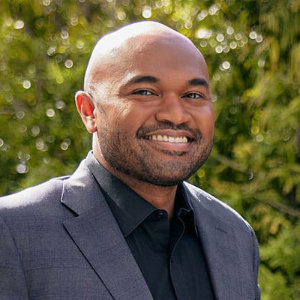 Dr. Thomas Satterwhite